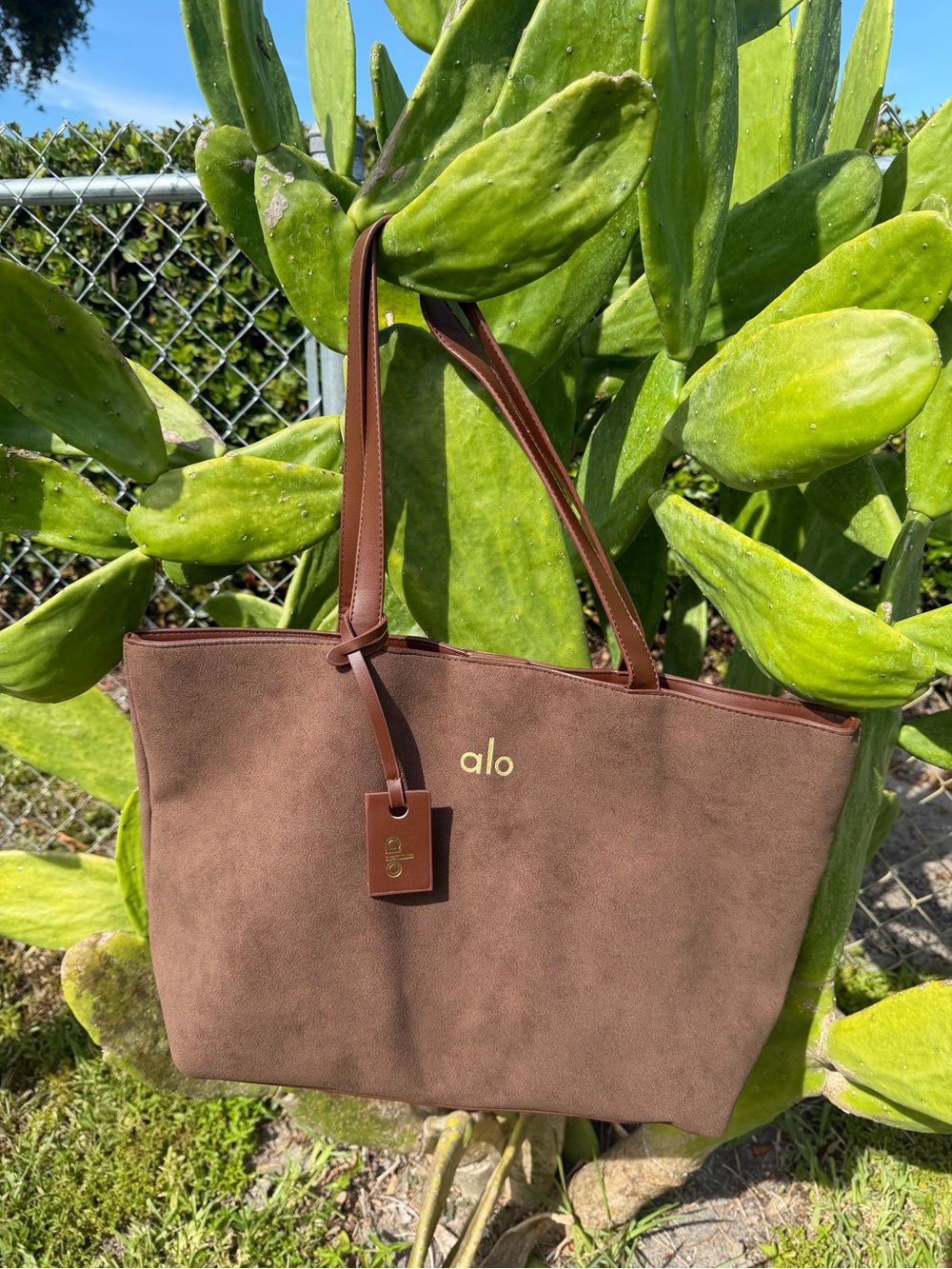 ALO Yoga Brown Suede Tote Bag - Picture 3 of 14